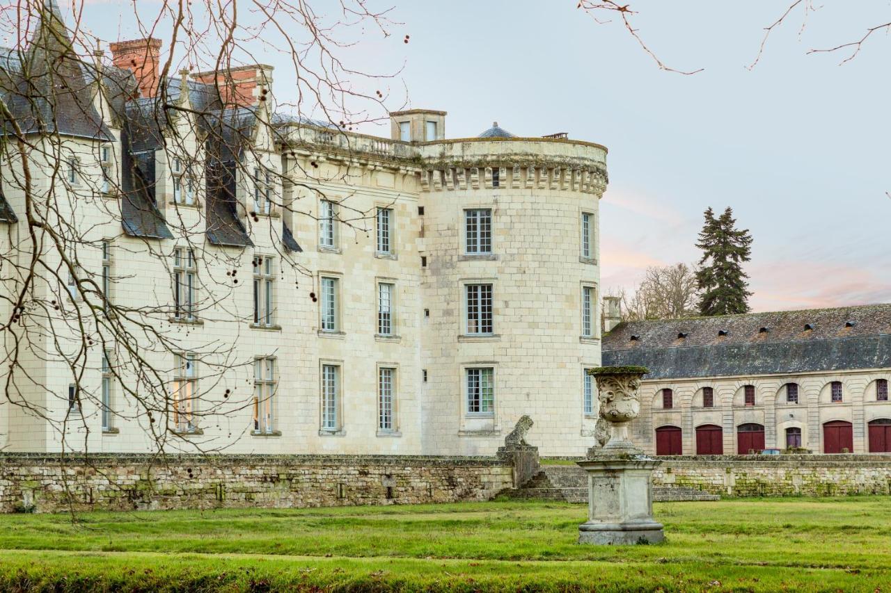 The Originals Le Chateau De Dissay Poitiers Hotel Exterior photo